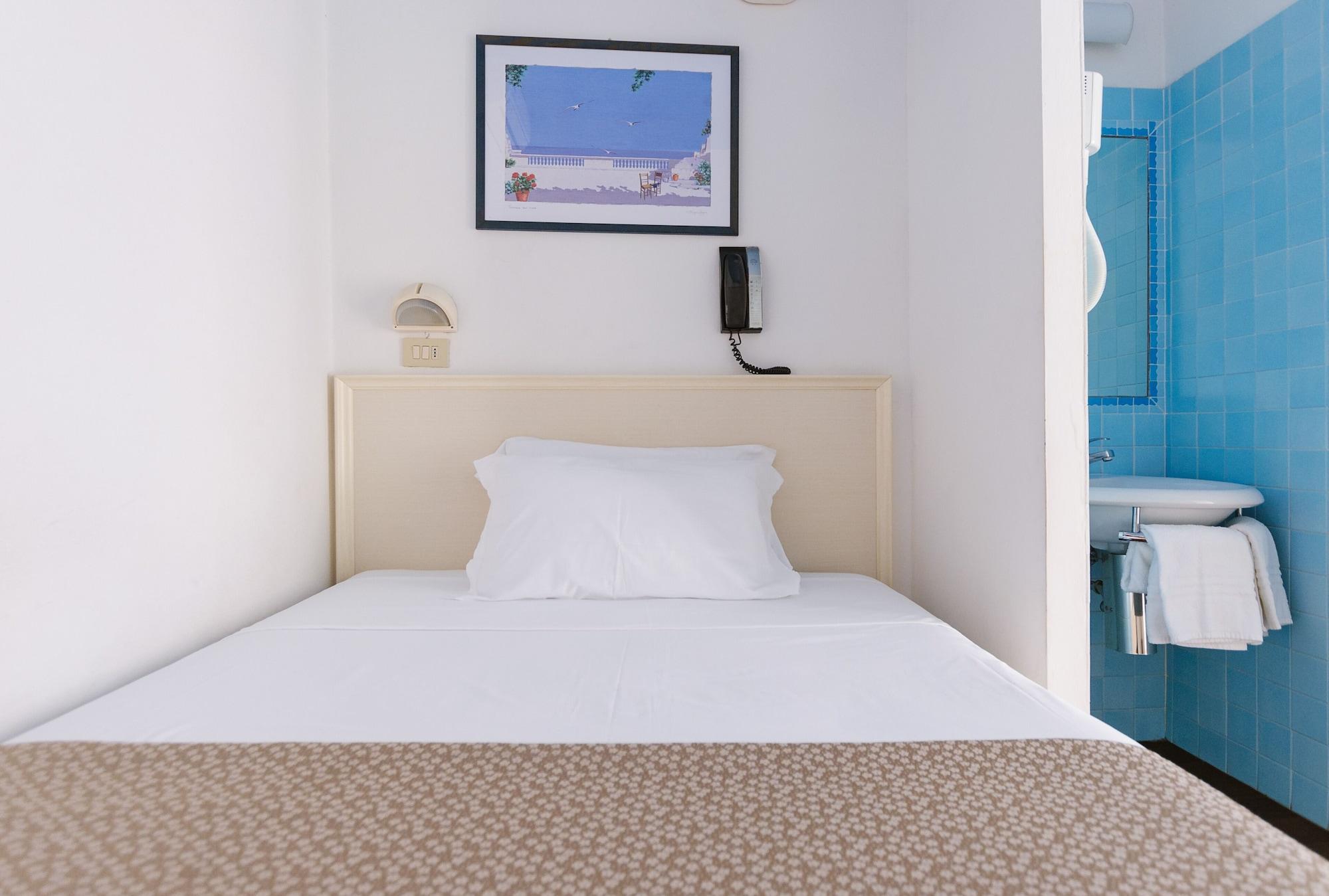 Hotel Fra I Pini Rimini Extérieur photo