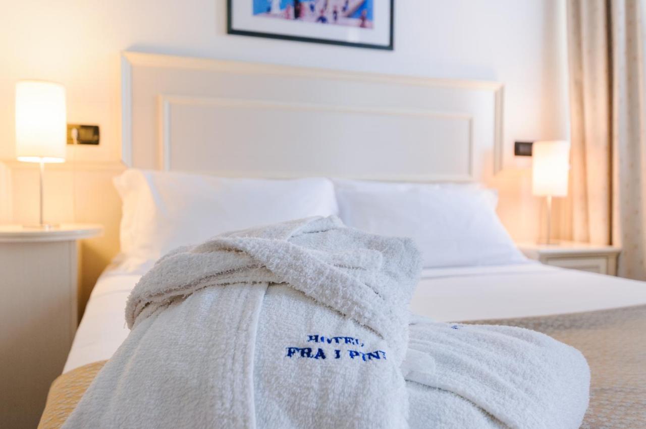 Hotel Fra I Pini Rimini Extérieur photo