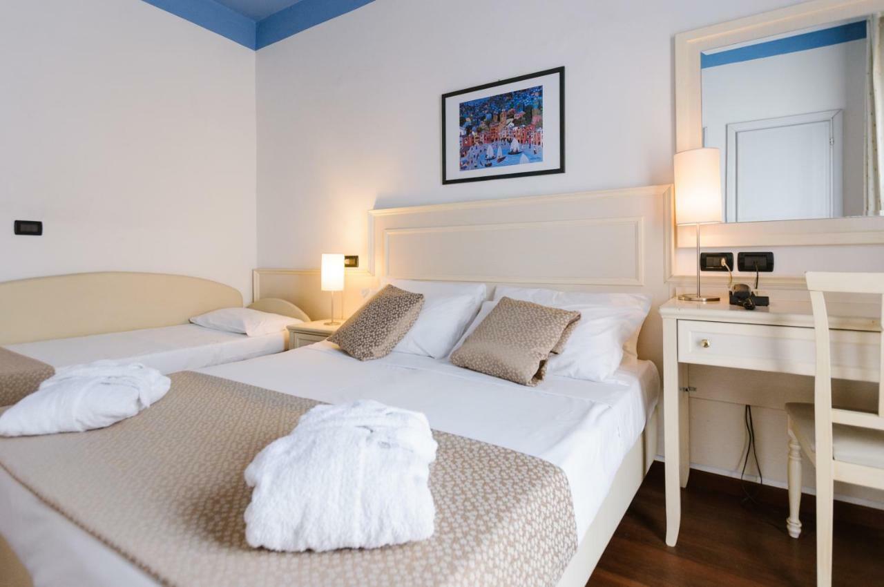 Hotel Fra I Pini Rimini Extérieur photo